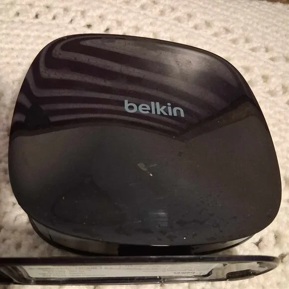 BELKIN N600 DUAL BAND ROUTER - Picture 5 of 6